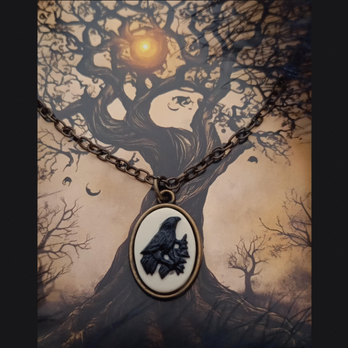 Gothic Vintage Μπρούντζινο Μενταγιόν Black Raven