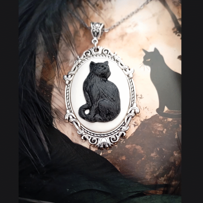 Ασημί Gothic Vintage Οβάλ Μενταγιόν Black Cat