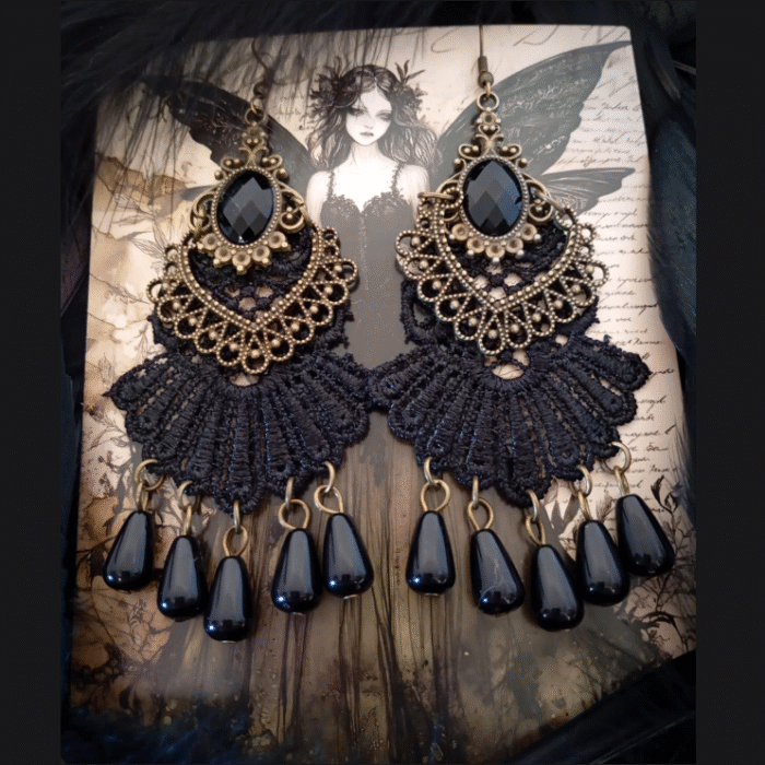 Μπρούντζινα Vintage Goth Σκουλαρίκια Black Beads Crochet Lace