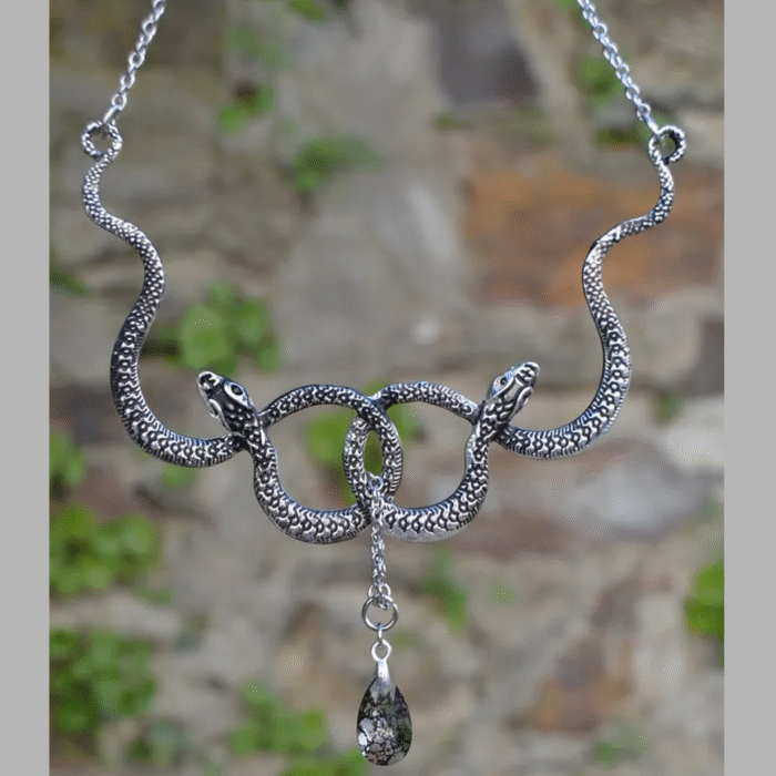 Ασημί Gothic Κολιέ Double Snakes Crystal
