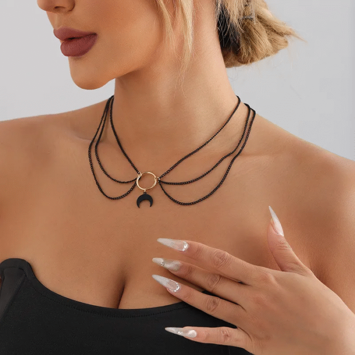 Δίχρωμο Κολιέ Multilayer Gold Circle & Black Crescent